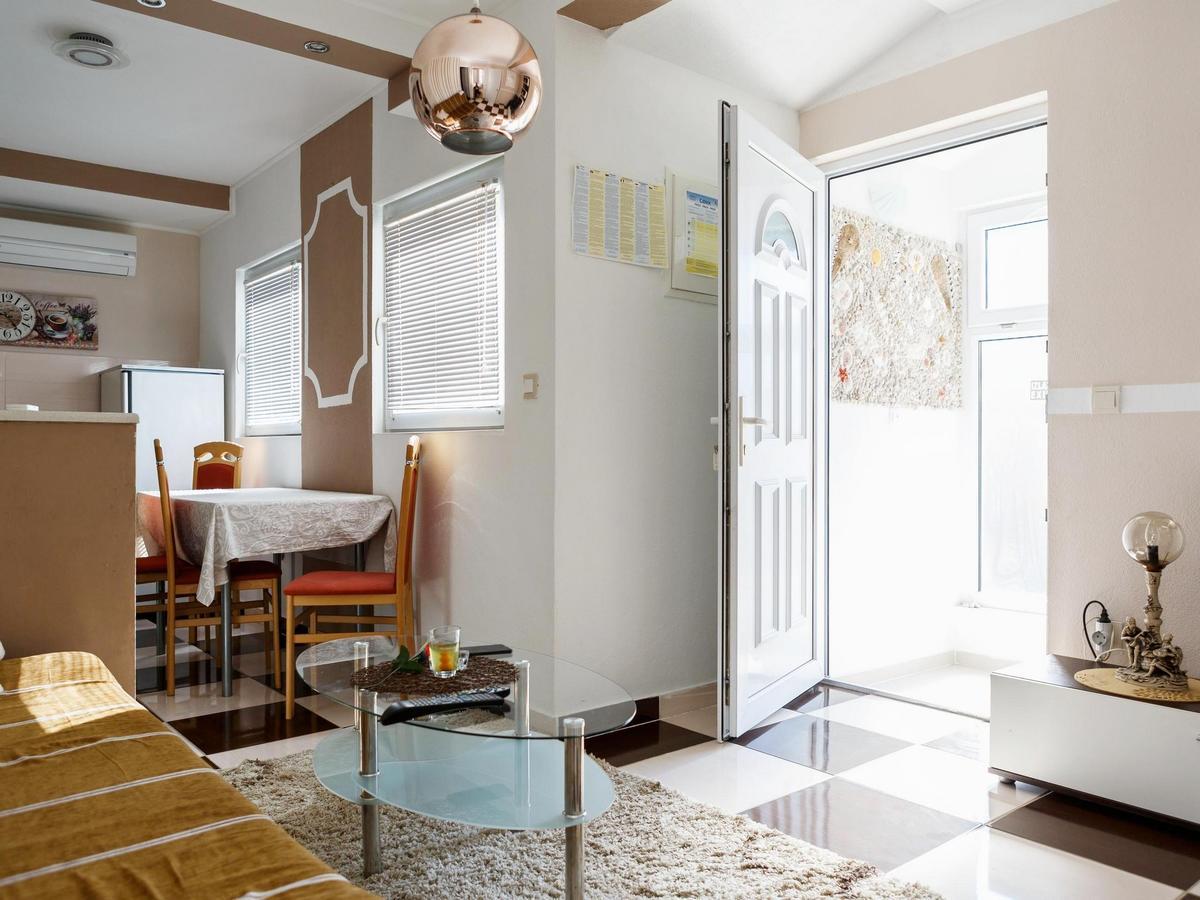 מאקרסקה Apartments Bozenka מראה חיצוני תמונה