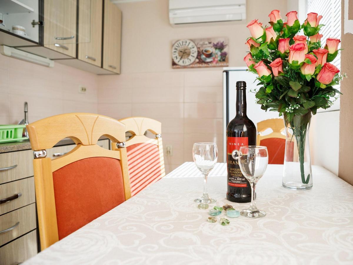 מאקרסקה Apartments Bozenka מראה חיצוני תמונה